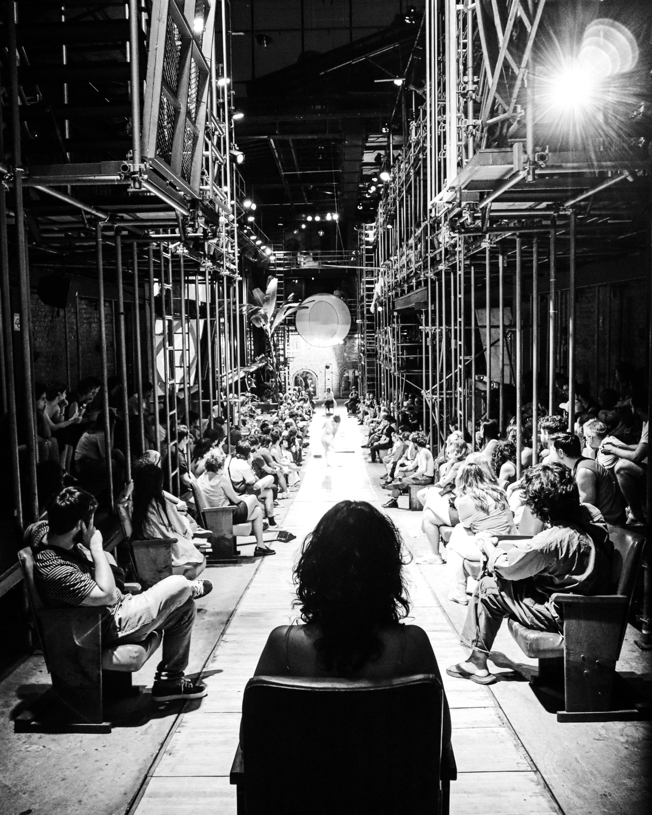 O Ovo e a Galinha no Teatro Oficina